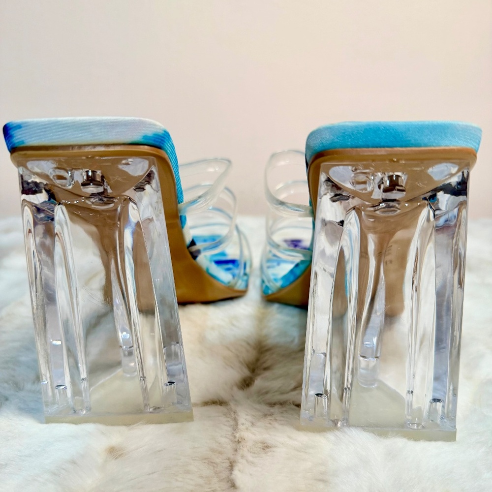 Cape Robbin 4.5" Marbled Blue & White Wedge Heel With 4 Clear Straps Sandal - Picture 11 of 11